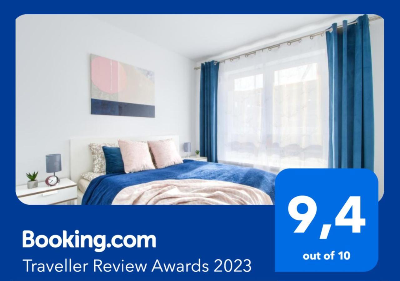 M&R Apartament Airport&Business Deluxe Cybernetyki 17 - Underground Garage - Free Wifi - Netflix - Air Conditioning - Self Check-In, Close By Chopin Airport Varsovie Extérieur photo